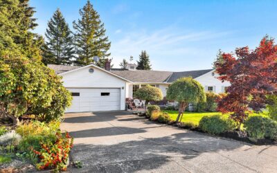 1100 Mantle Dr, Courtenay East