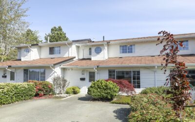 220 – 680 Murrelet Dr, Comox