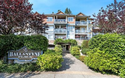 301 – 1912 Comox Ave, Comox